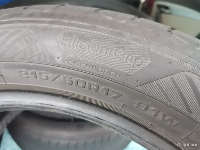 Шины Goodyear Efficientgrip Performance 2 215/50 R17