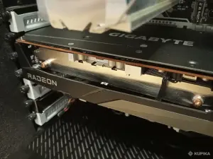 Radeon RX 6600 XT видеокарта