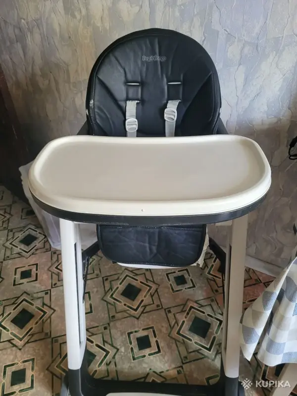 Стульчик для кормления Peg-Perego Siesta Licorice