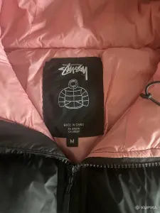 пуховик Stussy