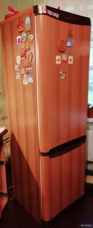 Холодильник indesit б/у
