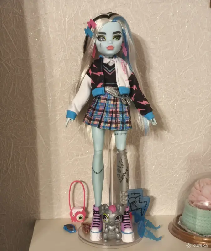 Кукла Monster High Frankie Stein (Generation 3)