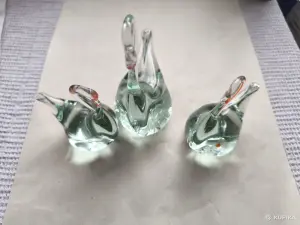 Стеклянные статуэтки