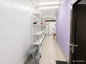 Торговый павильон с оборудованием