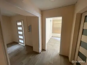 Помещение 45,5 м/кв.: 2 кабинета, коридор и подсобное помещение