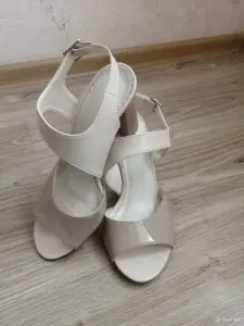 Босоножки, новые (38р-р)
