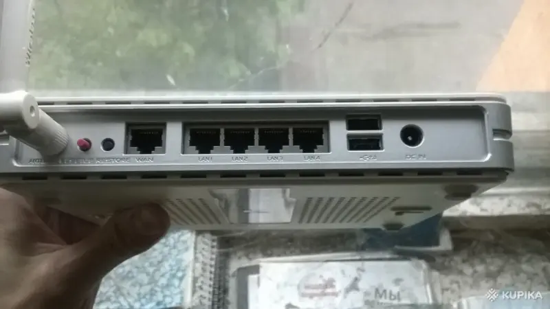 Роутер WiFi ASUS WL-500gP V2