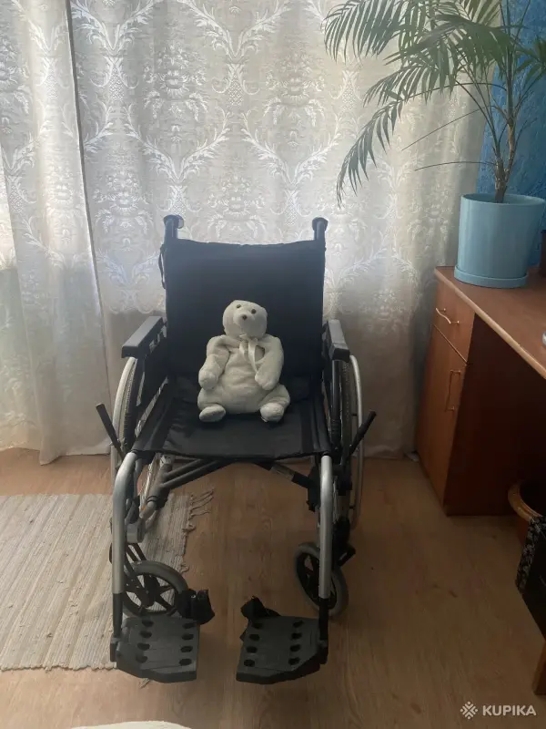 Коляска инвалидная