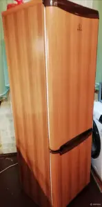 Холодильник indesit б/у