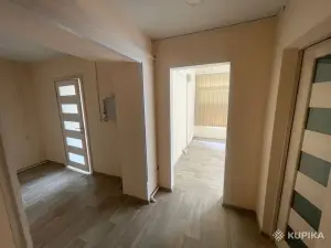 Помещение 45,5 м/кв.: 2 кабинета, коридор и подсобное помещение