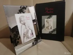 Рамка-зеркало для фото Christina Aguilera идея для подарка