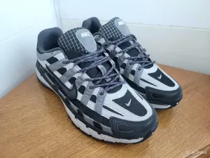 Новые мужские спортивные кроссовки Nike