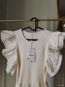 Платье Zara