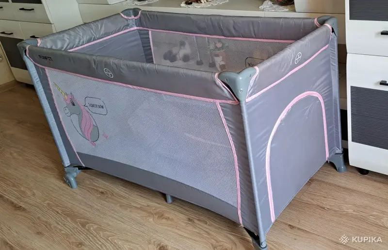 Манеж-кровать Caretero для сна и игры, рисунок Единорожки, состояние отличное - Вся Беларусь - 249462 - Доска объявлений Kupika.by - Фото 5