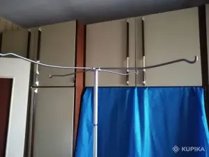 Вешалка-стойка крутящаяся металлическая для одежды