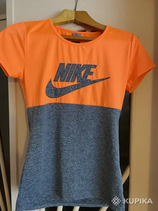Футболка NIKE