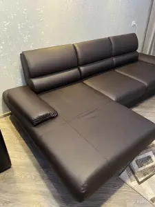 Диван