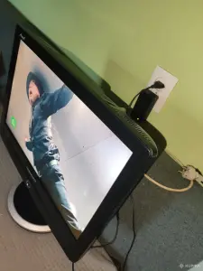 Телевизор !9LCD 820