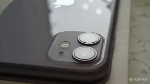 Смартфон iPhone 11 128 Гб,- дефект разъёма подключения Lightning