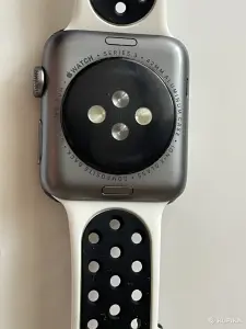 Apple watch series 3 42 мм. (Оригинал) умные часы