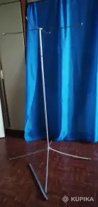 Вешалка-стойка крутящаяся металлическая для одежды