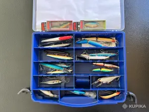 воблеры RAPALA + спиннинг + коробка