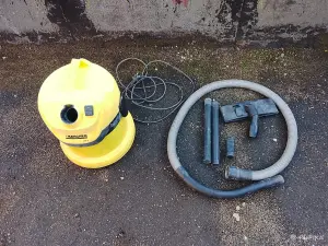 Пылесос строительный KARCHER WD2
