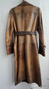 Кожаный плащ