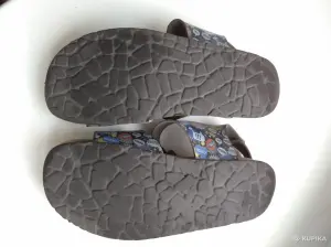 Детские босоножки р. 35