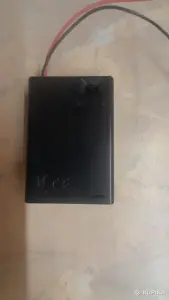 пластиковый батарейный отсек (холдер)