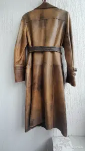 Кожаный плащ