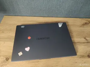 Huawei MateBook D16