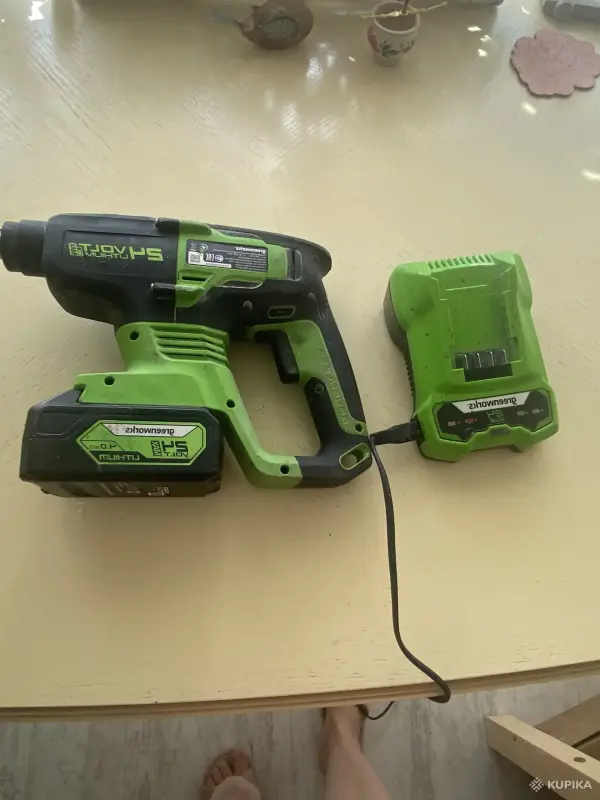 Перфоратор Greenworks GD24SDS2 24V( район щорса)
