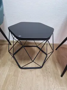 Столик журнальный