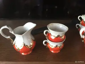 Сервиз. Новый. КРАСНЫЙ БУТОН