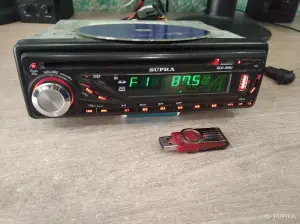 Автомагнитола Supra CD, MP3, USB