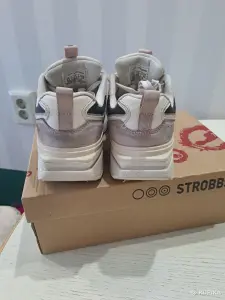 Кроссовки strobbs 37р-р(нат.кожа)