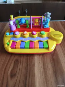 Детская музыкальная игрушка