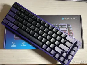 Механическая клавиатура Thunderobot K68 Stealth Новая!