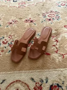 Босоножки