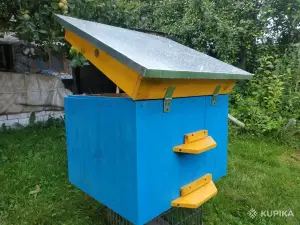 Улей деревянный для пчел 16 рамочный на рамку дадан