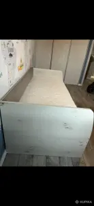 Кровать с матрасом