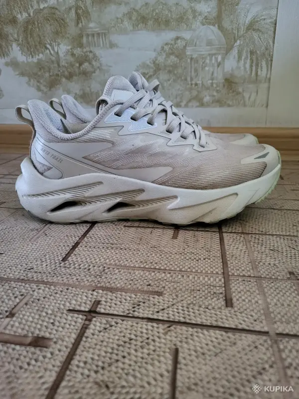 Кроссовки Anta