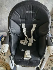 Стульчик для кормления Peg-Perego Siesta Licorice