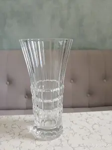 Хрустальная изящная ваза