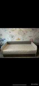 Кровать с матрасом