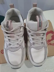 Кроссовки strobbs 37р-р(нат.кожа)
