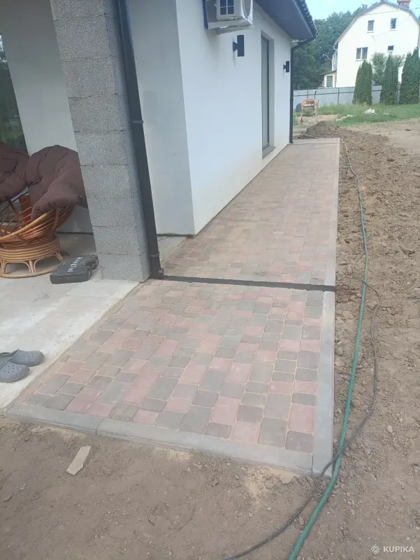 Укладка тротуарной плитки