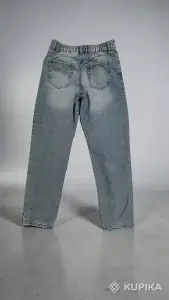 Джинсы