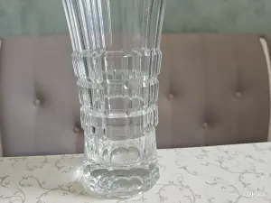 Хрустальная изящная ваза